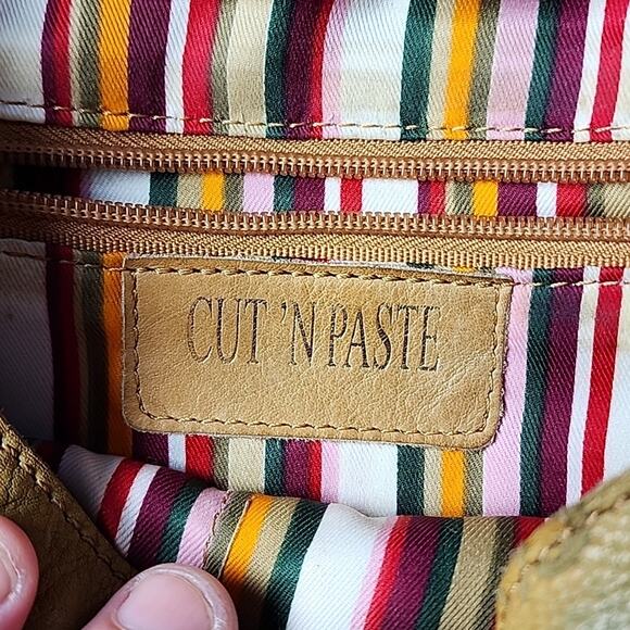 Boho Chic Fringed Leather Shoulder Bag - Picture 2 of 10